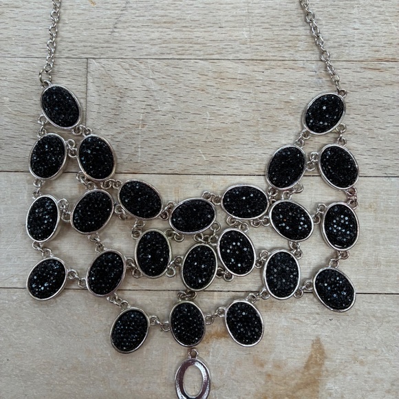 Druzy Cut Jewelry Set: Necklace, Bracelet, Earrings - Picture 4 of 4